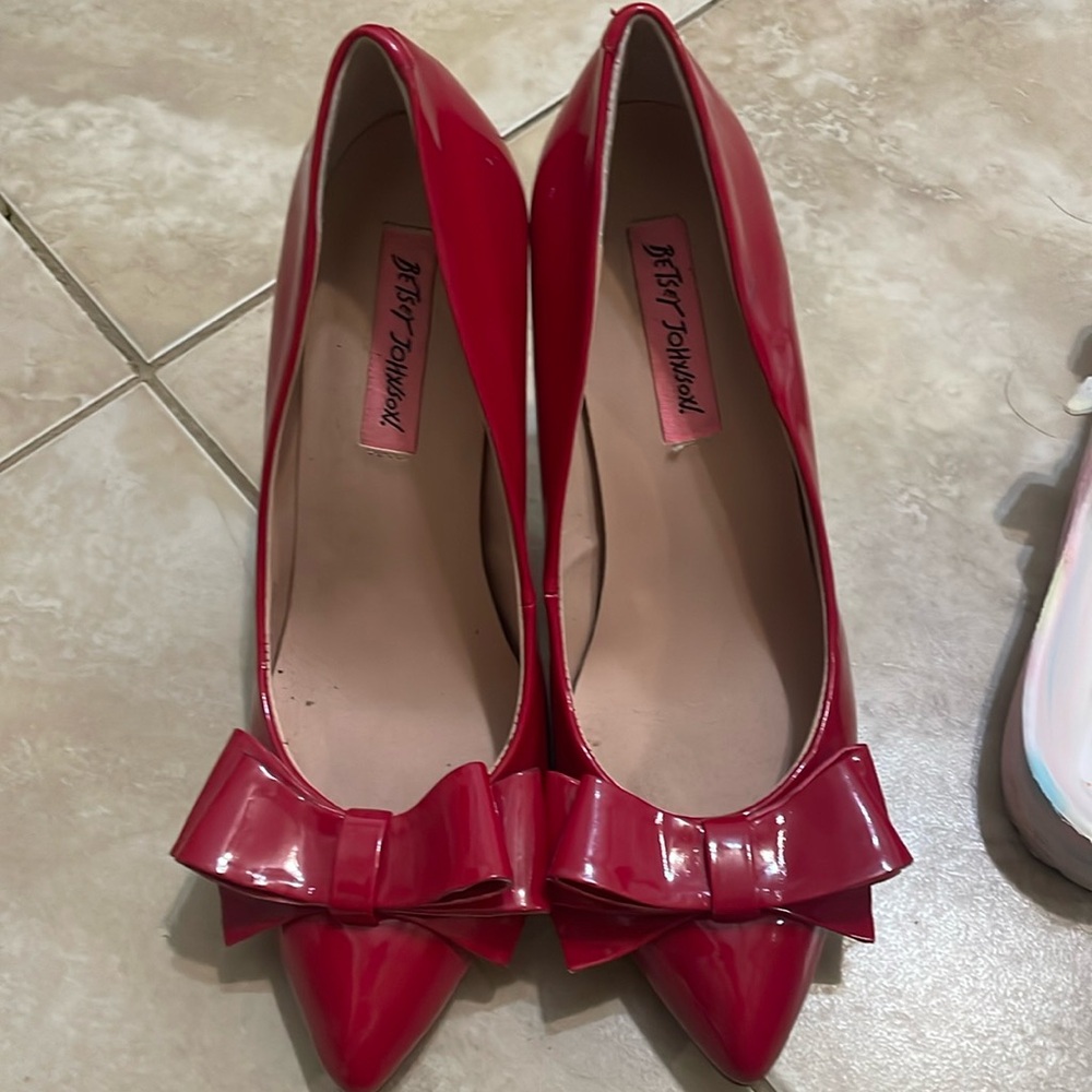 Betsy Johnson Red Pumps
